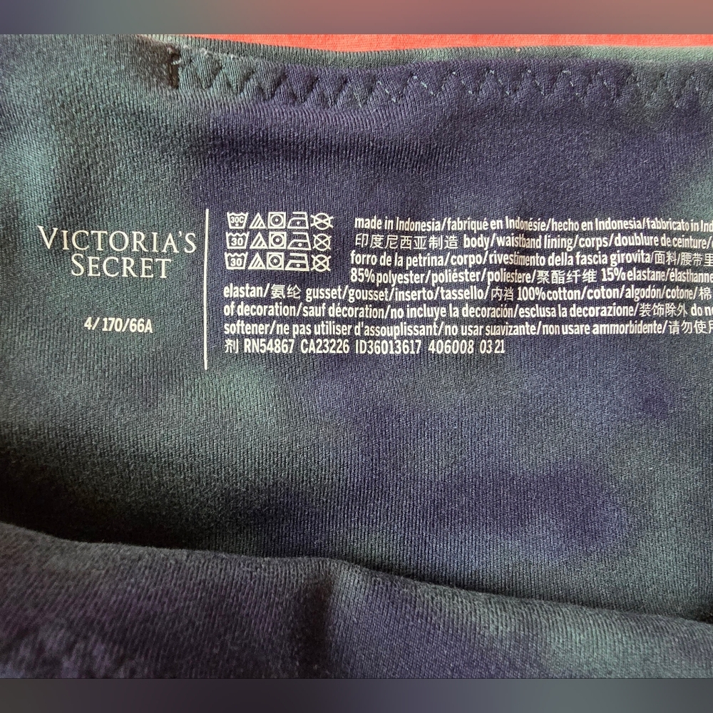 Victorias Secret Leggings And Crop Top Blue and Green - Picture 2 of 9